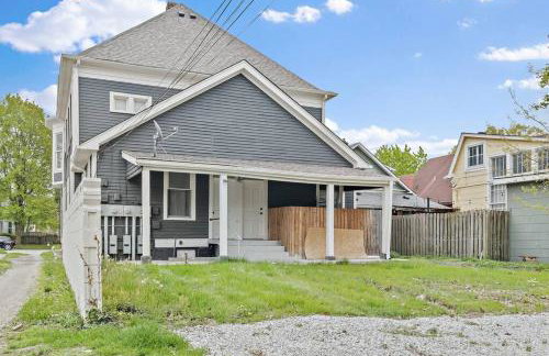 3BR City Chic Modern Apt - Central Location - Foto 28