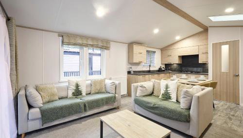 Fir Tree Lodge with Hot Tub - Foto 2, stove