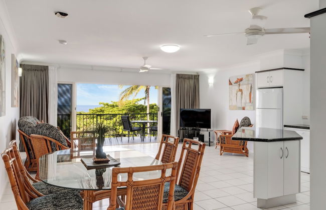 Beachfront Apartments on Trinity Beach - Photo 16