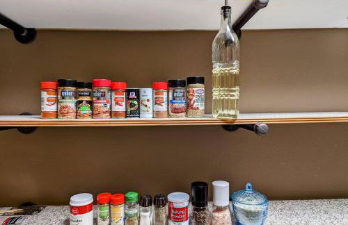 Serene Green - Views, Hot Tub, Skiing, Tubing, Gas Fireplace - Foto 40