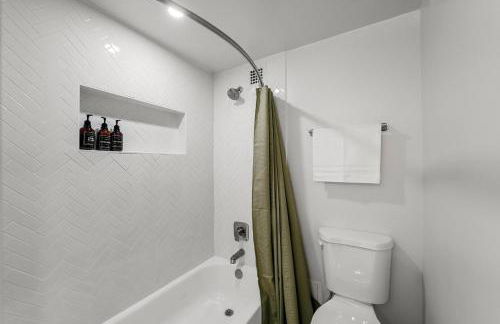 UrbanDelight Crystal City Mins to DC Free Parking - Foto 21