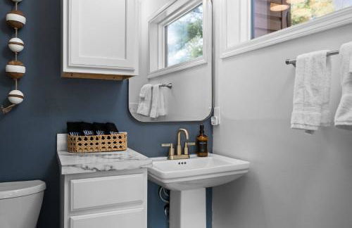 Lake Front ~ Firepit ~ Kayaks ~ SUPs ~ Yard Games - Foto 33