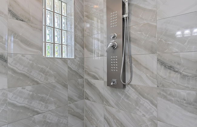 Paradise Palace 4 Bedroom Home by RedAwning - Foto 33