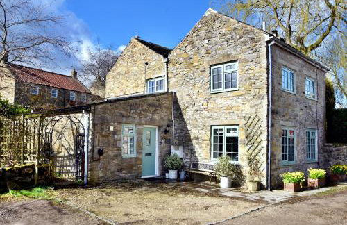 Finest Retreats - Stable Cottage - Photo 2