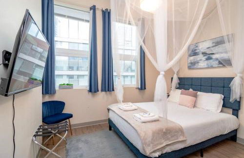 McCormick Oasis with Balcony, Optional Parking, Patio and Gym Sleeps 6 Near McCormick Place, Grant Park, Soldier Field & Museum Campus - Foto 4