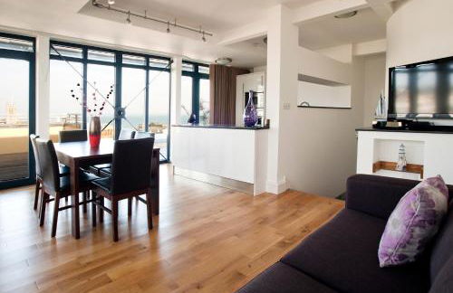 Riviera Apartments - Five Stylish Penthouse Apartments with Unrivalled Sea Views of Teignmouth, Shaldon, The Jurassic Coastline & The Teign Estuary - Foto 25