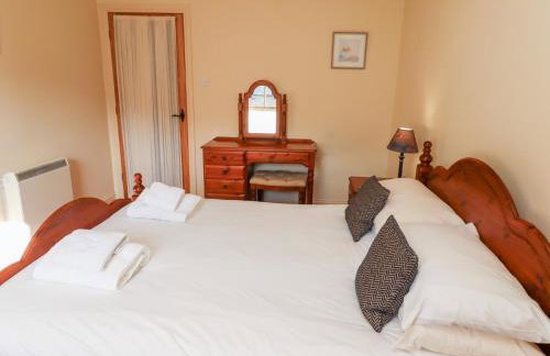 Honeysuckle - Photo 17