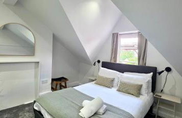 Claude Road Apartments by Switchback Stays - Photo 3