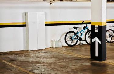 Ap completo com ar e garagem coberta próximo ao metrô - Foto 30