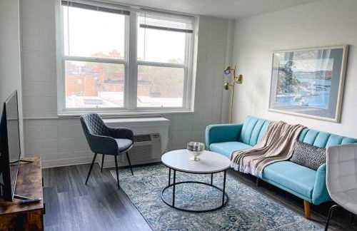 Sleepover Downtown Cincinnati 1BD 1BA Apartments - Photo 71