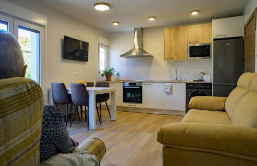 Apartamentos EL PUENTE - Photo 4