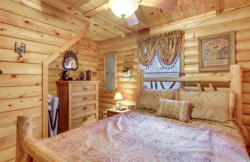 Backyard and Porch Rural Cosby Log Cabin! - Foto 12