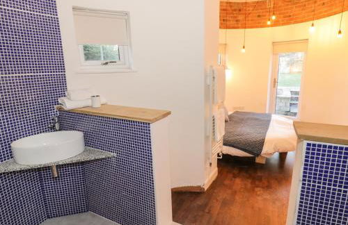 Lower Tundridge Cottage - Photo 31