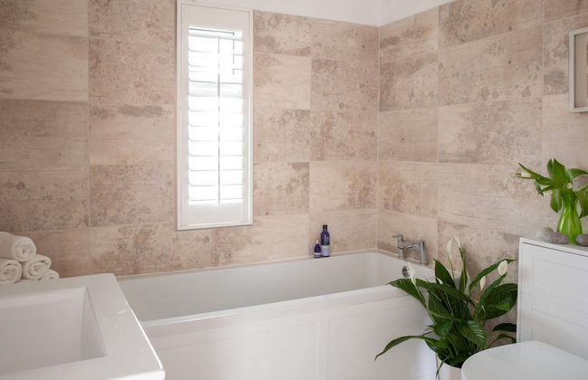 Luxury Seafront Family Home - Indoor Pool - Foto 55