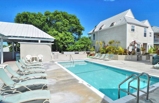 Duval Sea Turtle by Avantstay Great Location Close to Shops Shared Pool! - Foto 26