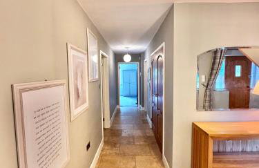 Serene Retreat - Hot Tub - Pool Table - Close to New Forest and Bournemouth Beach - Sleeps 12 - Foto 80