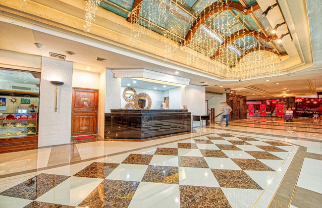 Hillside Plaza & Condotel 4 Downtown - Photo 2