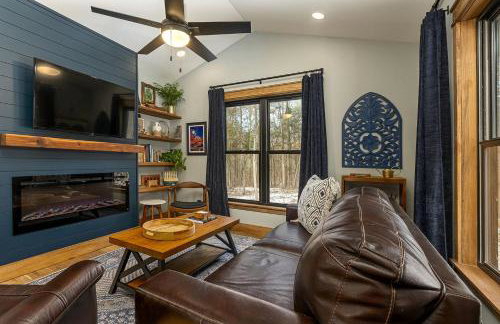 Lakefront Cabin with Fire Pit in Carbondale, Illinois - Foto 21