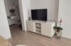 Meressa Leonardo Apartment - Photo 11