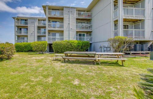 Ocean-View Balcony Carolina Beach Condo! - Foto 23