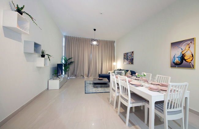 Luxury StayCation - Tranquil Retreat With Beautiful Park Views - Photo 25