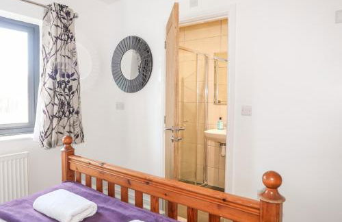 The Hawthorns - Photo 19