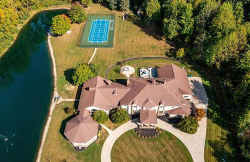 12,700 sf 8 Room Mansion on 18 acres - Foto 15