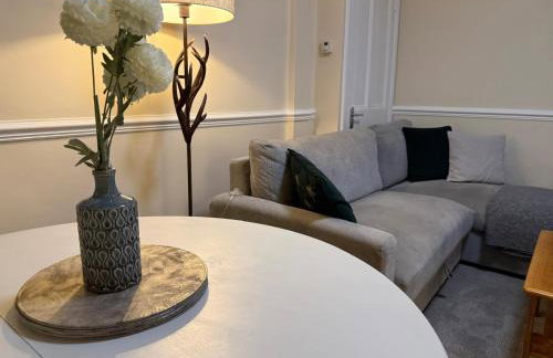 Stylish Leith Residence Tram to Centre & Airport - Foto 6