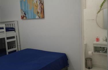 Casa Guarujá Esquina com Beira mar com Piscina grande na Enseada Pé na areia 50 metros - Foto 13