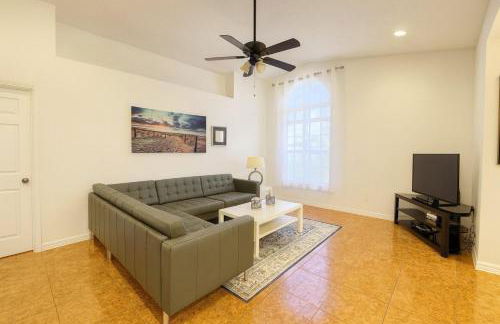 3Q/2B 15 min até a Disney, Piscina, Indian Wells - Foto 3