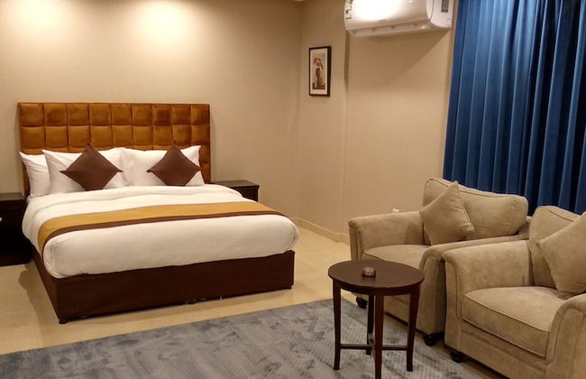 Yan Apartments Hotel - Photo 10