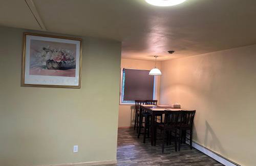 Forget Me Not Home by Airport Upstairs with Deck - Foto 22