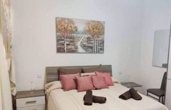 Beautiful 2 Bed Apartment in Għajnsielem - Foto 1