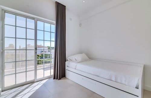 Casa Nuria com 4 quartos, piscina e churrasco em Vale do Lobo - Foto 15