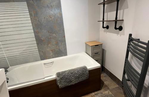 The Mail Barn - Photo 7