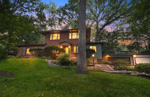 1920s Cottage | Hot Tub | Game Room | Fire Pit - Foto 1