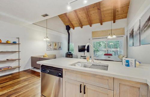 2 Bed 2 Bath Apartment in Carnelian Bay - Foto 34