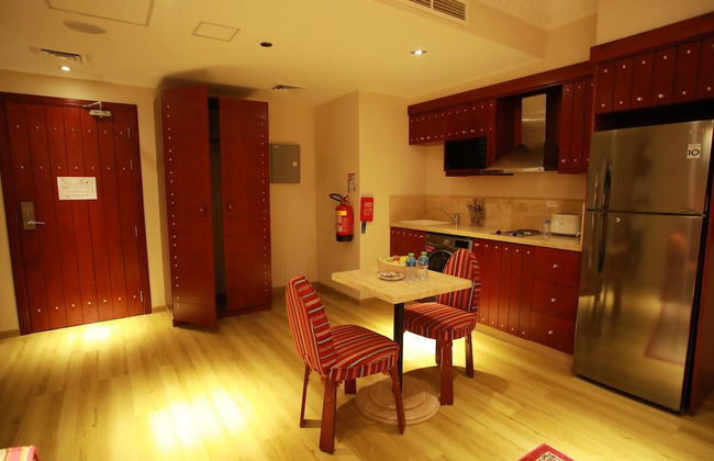 Al Liwan Suites Rawdat Al Khail - Foto 16