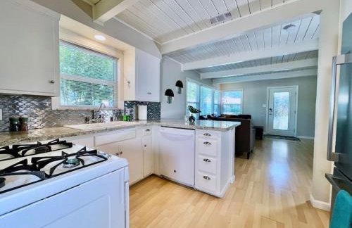 Uniquely styled home minutes to Downtown Sac! - Foto 7