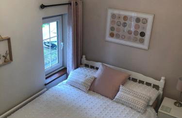 Cosy Rustic 3 bed cottage, great train links - Foto 11