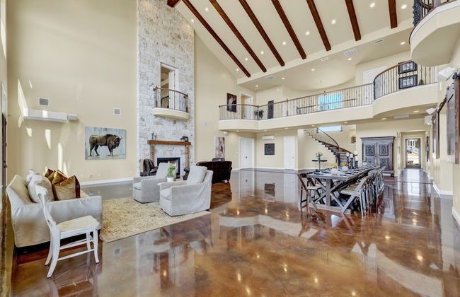 Luxurious Hill Country Retreat With Pool and Firepit! - Photo 20
