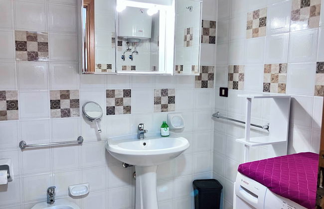 Welcoming Apartment few Minutes From the sea - Photo 11