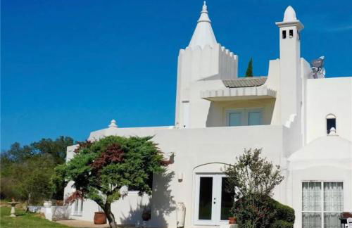 Architect's 'Castle' - Golf Villa with Views - Foto 8