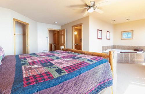 Incredible Views w Garage on Lake and bike trail - Foto 28