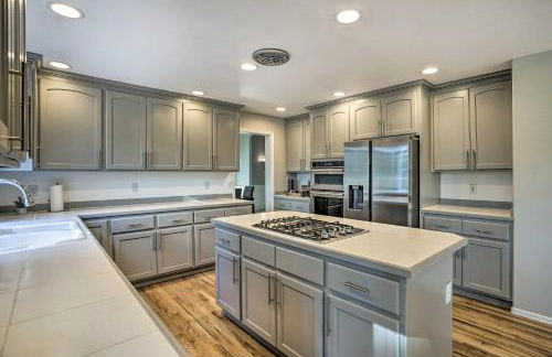 The Cedars Spacious Group Getaway in Snohomish - Photo 5