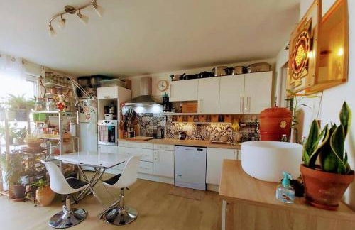 T2 cosy à la plage, terrasse vue sur mer et parking privatif - Photo 3