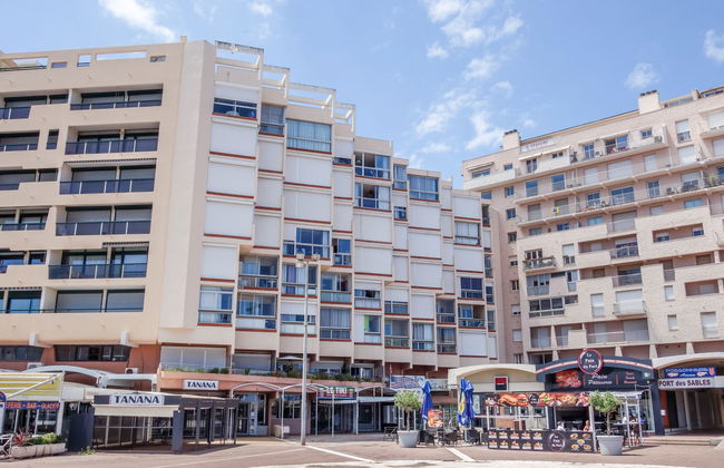 2 bedroom Apartment in Saint-Cyprien - Photo 6