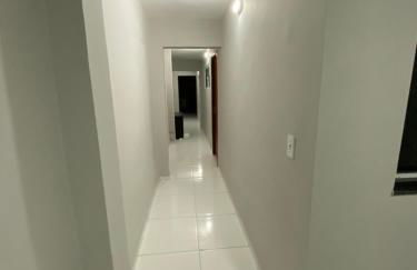 Ap de 2 quartos com ar e Wi-Fi - Foto 19