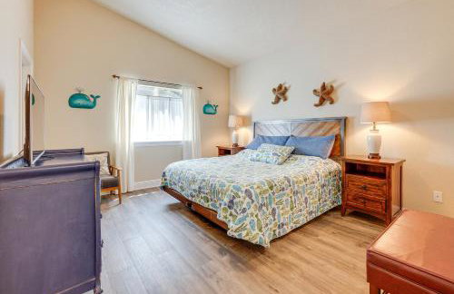 Steps to Shore Home with Hot Tub in Gold Beach - Foto 13