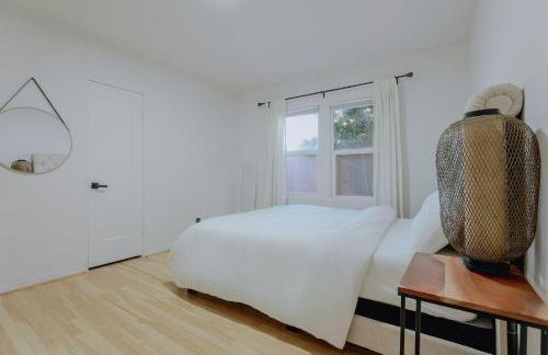 Minimalist Luxury Home With Botanic Garden - Foto 12